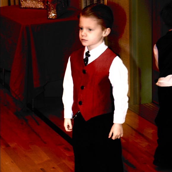 Meet your Posher, Tate - Picture 1 of 1